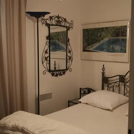 T2 Confortable Pour 4 Pers, Rdc, Terrasse, Parc Arbore, Piscine, Wifi, Parking Gratuit - Fr-1-195-4 *
